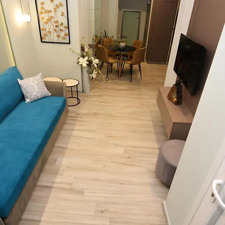 Chic Living 3 Apartment *